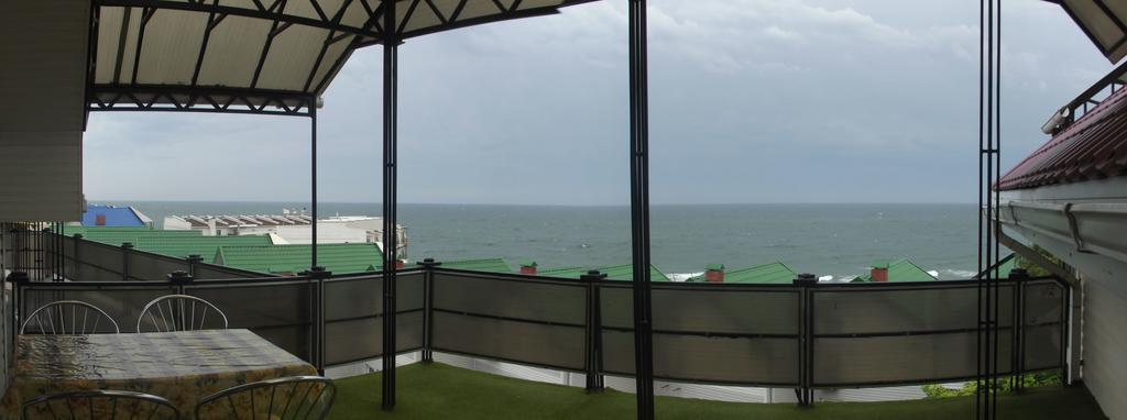 Hôtel Sauvignon-Zagara à Odessa Extérieur photo
